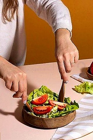 郭老师揭秘娱乐圈幕后，娱乐吃瓜君与凤姐话题持续发酵